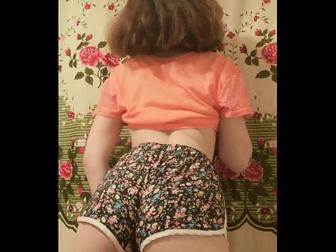 ❤️ Sexet ung babe laver en striptease ved at filme sine shorts på kamera ❌ Just porno at da.sfera-uslug39.ru ❤